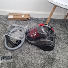 Akitas 800W Powerful Bagless