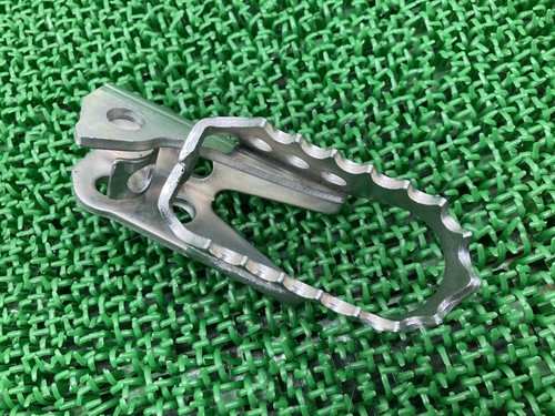 Right footpeg for wr250r - for,
