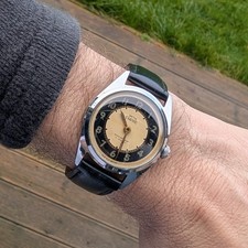 Rare 1950s Smiths Empire 2-Tone Bullseye Manual Wind 34mm Chromed Case