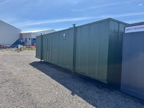 32ft 10ft office - x,