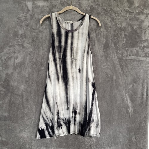 Twenty second women - women's, dye