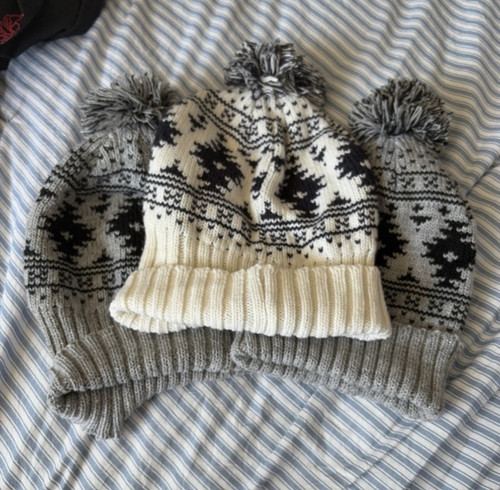 Fair isle knit - knit, pom-pom