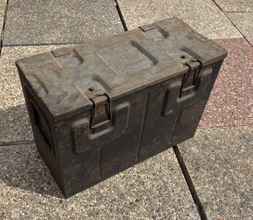 Ammo box metal b166 1943 - metal,