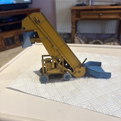 Dinky toys vintage elevator - toys,
