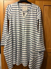 Cabbages and Roses blue and