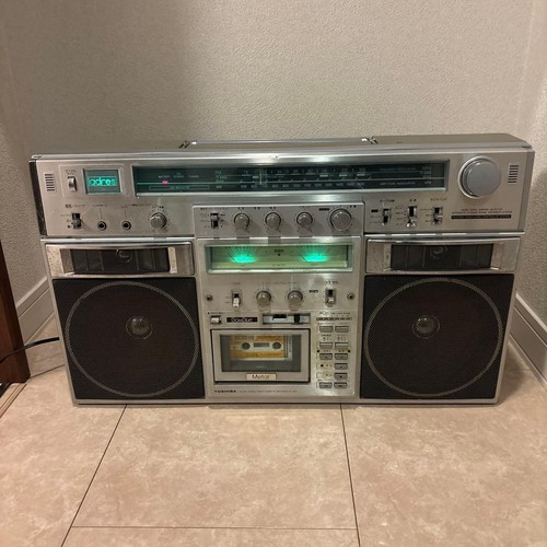 Toshiba bombeat s90 fm - toshiba, rt-s90