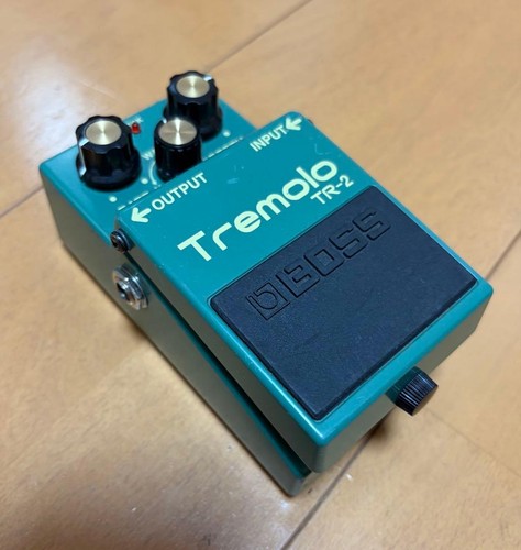 Boss tremolo effects - tremolo,