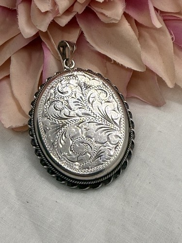 Silver stamped locket - silver,