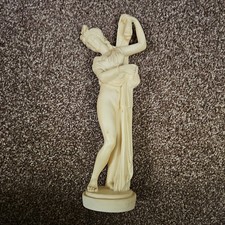 Greek aphrodite Roman