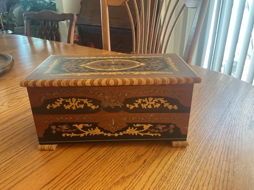 Vintage reuge dancing - vintage,