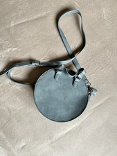 Next Round Pale Blue Shoulder
