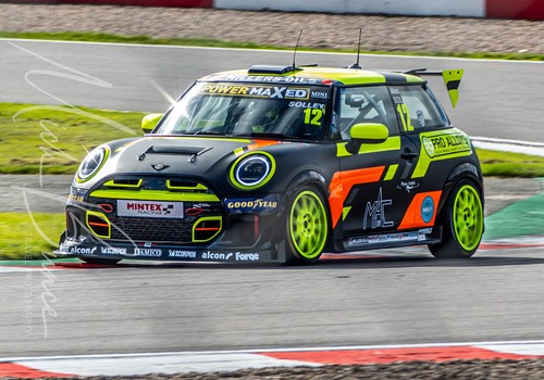 Mini challenge alex solley - mini,