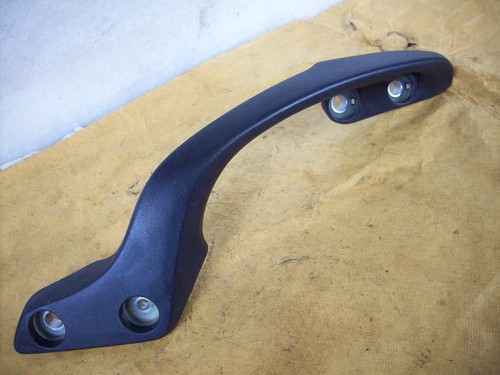 Handle left pillion grab