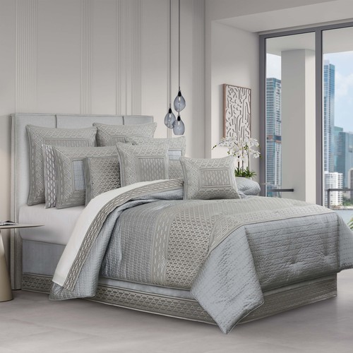 Queen metropolitan cloud 4 - cloud,