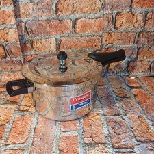 prestige pressure cooker. Tri