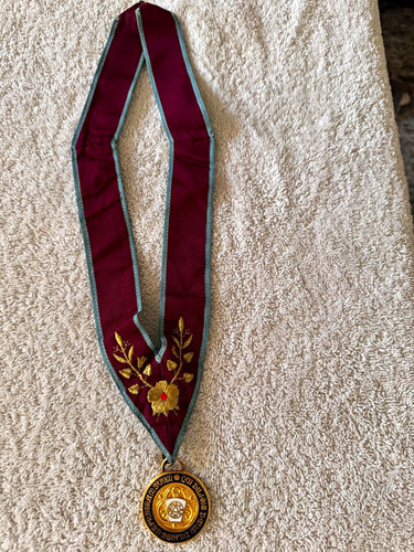 Royal arch masonic - royal,