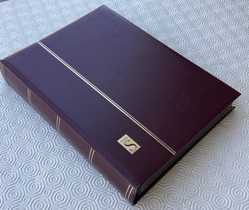 Stamp album smith 24 - w.h.smith,