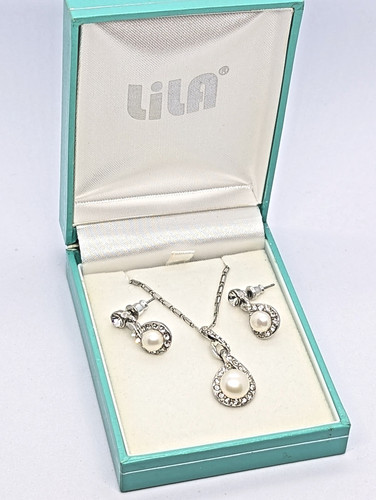 Lila branded pearl and crystal - lila,