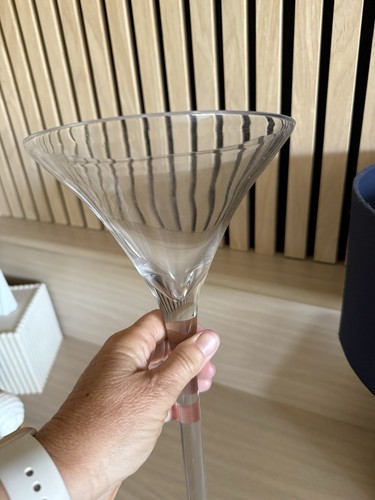 Cocktail glasses oversized - oversized, at
