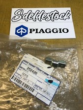 1 tab glove box Piaggio