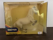 Breyer Classic No.700393