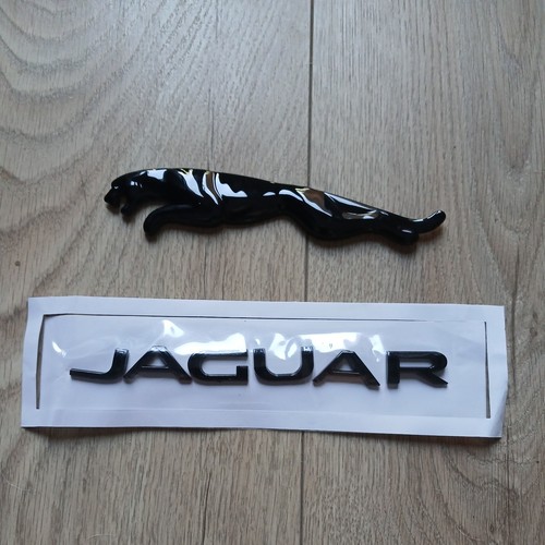 Jaguar gloss black - jaguar, badge