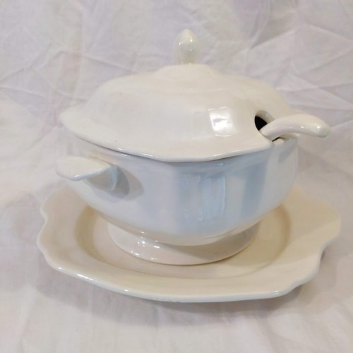 Vintage cream ceramic soup - vintage,