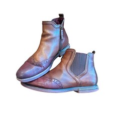 Tamaris leather Chelsea boots