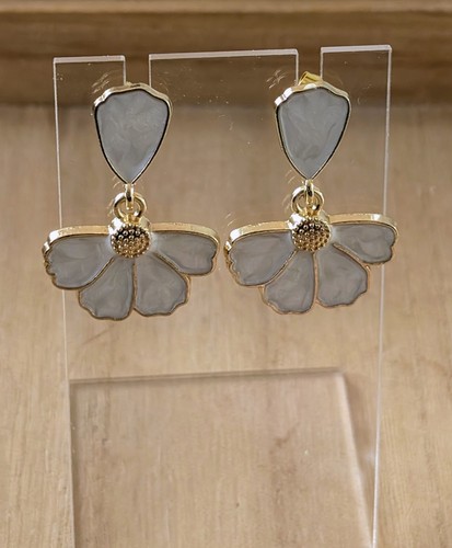 New oliver bonas - gold, tone