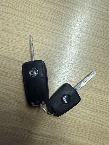 Vauxhall astra mokka corsa - vauxhall,