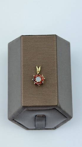 Opal and garnet 9ct gold - 9ct,