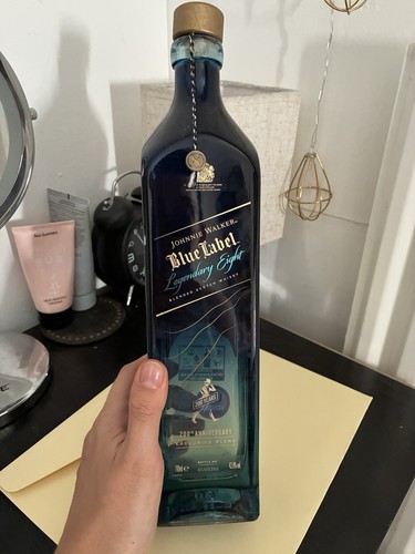 Johnnie walker blue - walker,