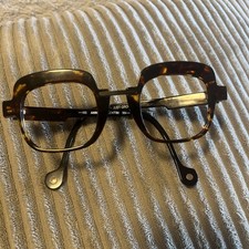 Anne & Valentin Just Grove