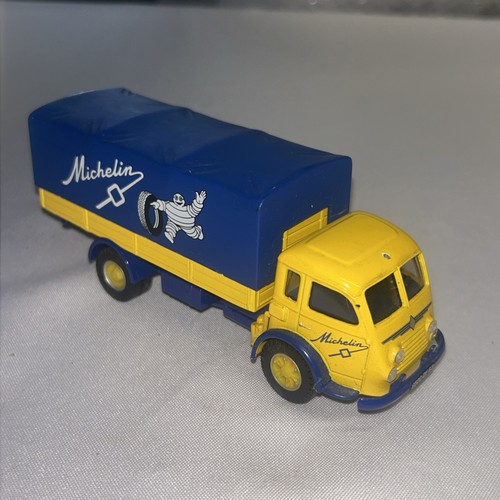 Renault feneant corgi - b6,
