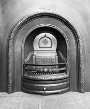 CAST IRON FIREPLACE FIRE SURROUND INSERT / ARCHED VICTORIAN STYLE / SOLID FUEL