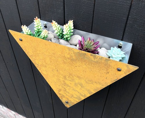 Rustic steel triangle wall - steel,