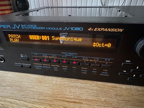 Roland super 1080 - 64, voice