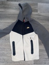 Nike Tech Fleece