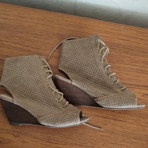 Atmosphere beige suede peep - beige,