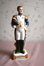 " ALFRETTO " LEFEBVRE  FRENCH NAPOLEONIC MILITARY COMMANDER  PORCELAIN  FIGURINE