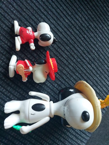 Vintage snoopy figures - vintage,