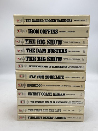 Lot bantam war books - lot,
