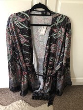 BNWT River Island Satin Kimono