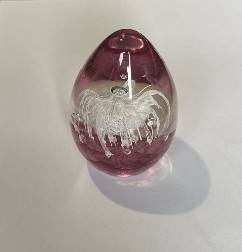 Vintage egg shaped - art, glass