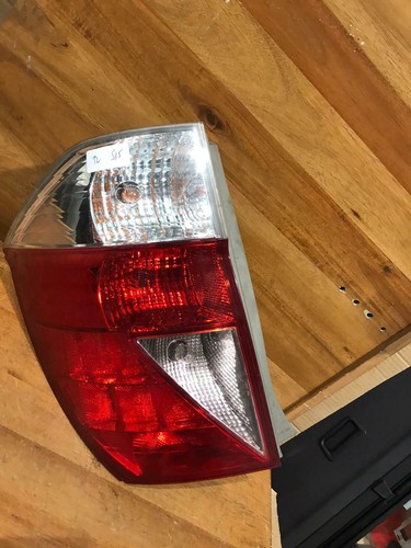 Honda frv 2005 passenger tail - frv,