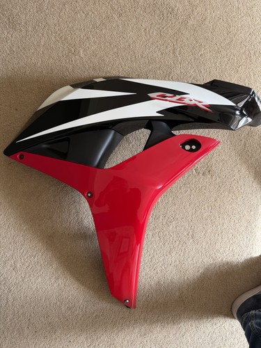Cbr600rr right hand fairing - cbr600rr,