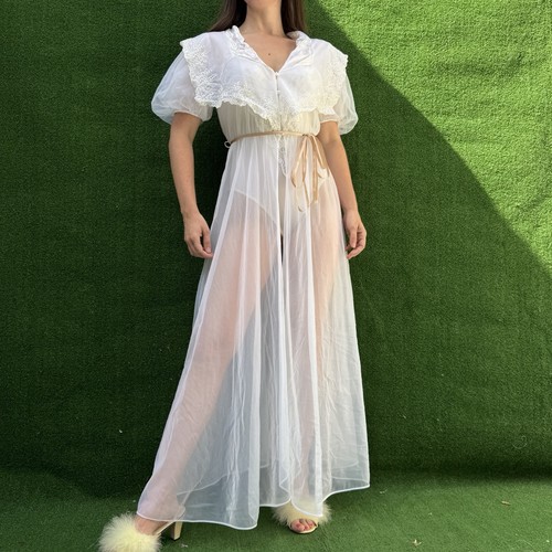 Vtg val mode peignoir gown - mode,