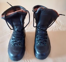 Altberg motorcycle touring boots.  Size 4½.   Unused.