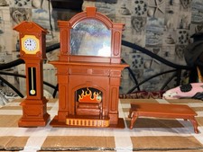 VTG  Little Tikes Dollshouse Grandfather Clock Fireplace And Table VGC 