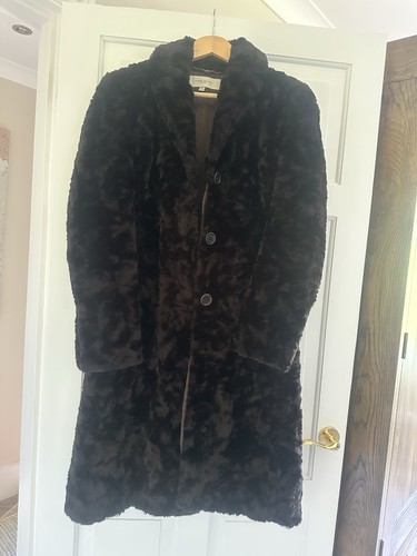 Dark chocolate brown faux fur